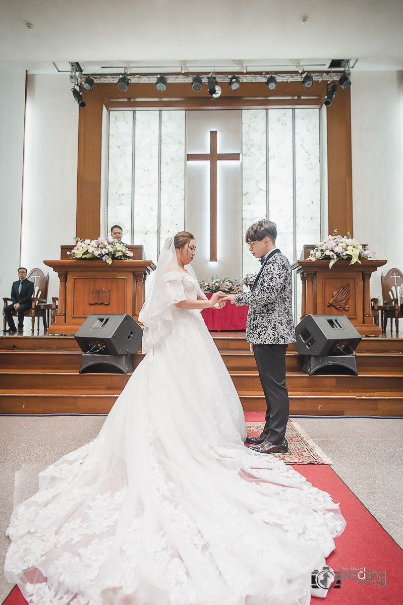 右丞昱伶 教堂儀式午宴 晶滿屏東儷宴會館 婚攝大J 永恆記憶 婚禮攝影 迎娶儀式 #婚攝 #婚禮攝影 #台北婚攝 #婚禮拍立得 #婚攝拍立得 #即拍即印 #婚禮紀錄 #婚攝價格 #婚攝推薦 #拍立得 #婚攝價格 #婚攝推薦